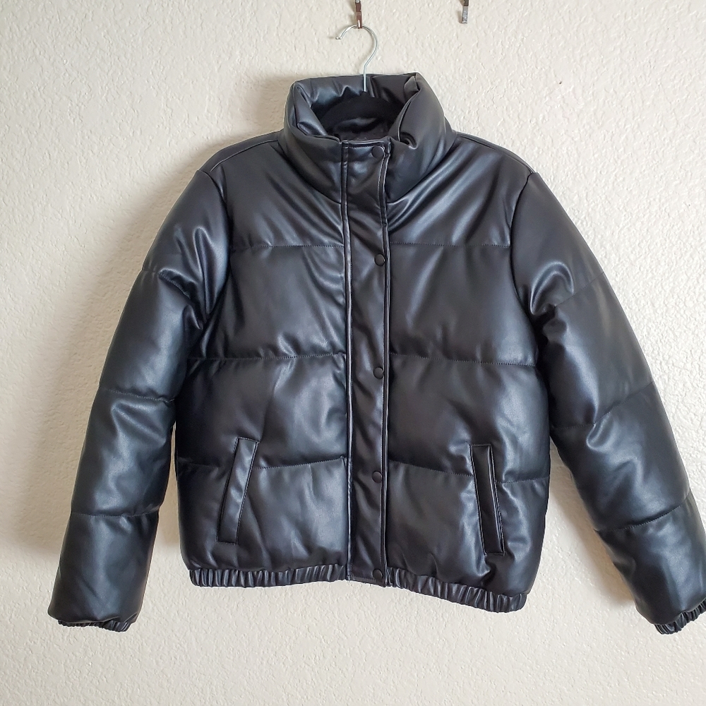 Final sale! Faux Vegan Leather Puffer Jacket - Picture 6 of 11